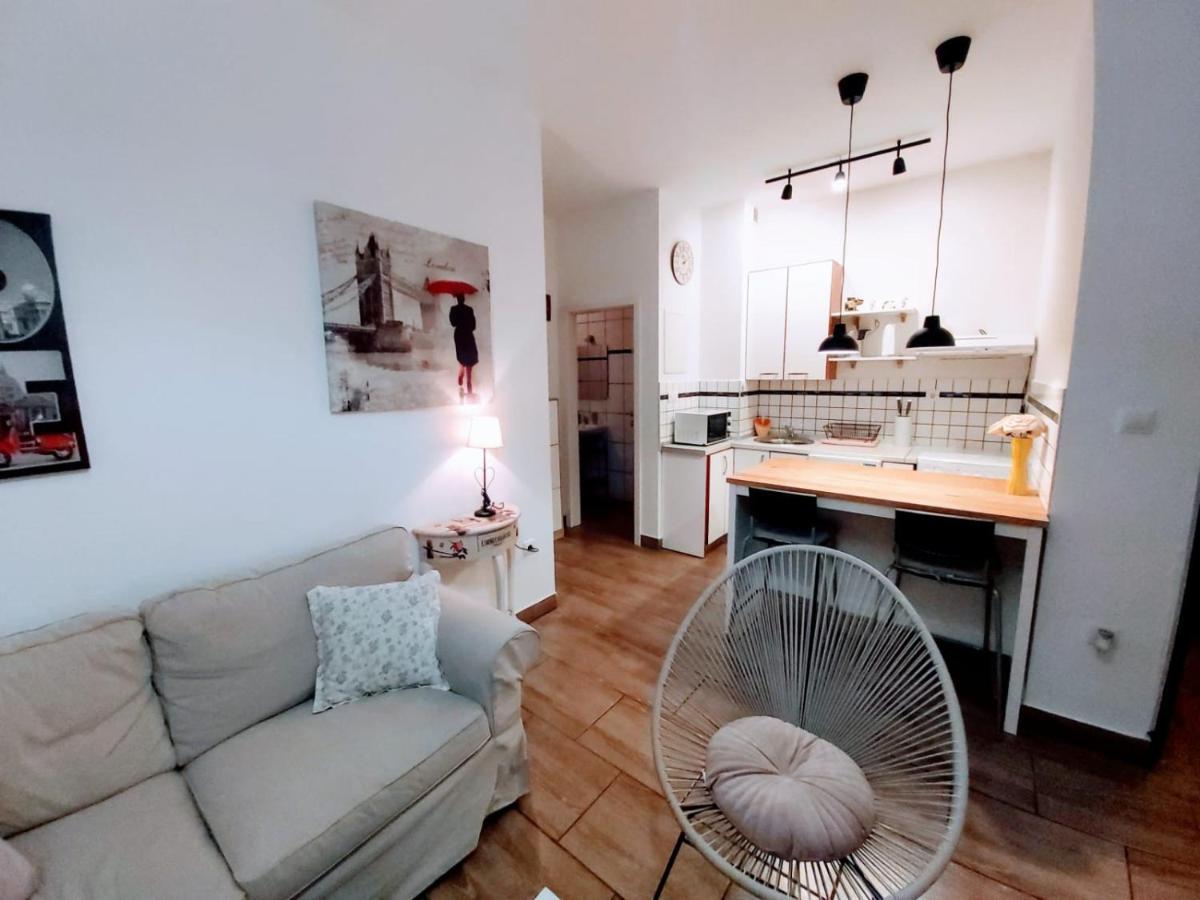 Studio Apartmant Leona With Parking Place Split Bagian luar foto