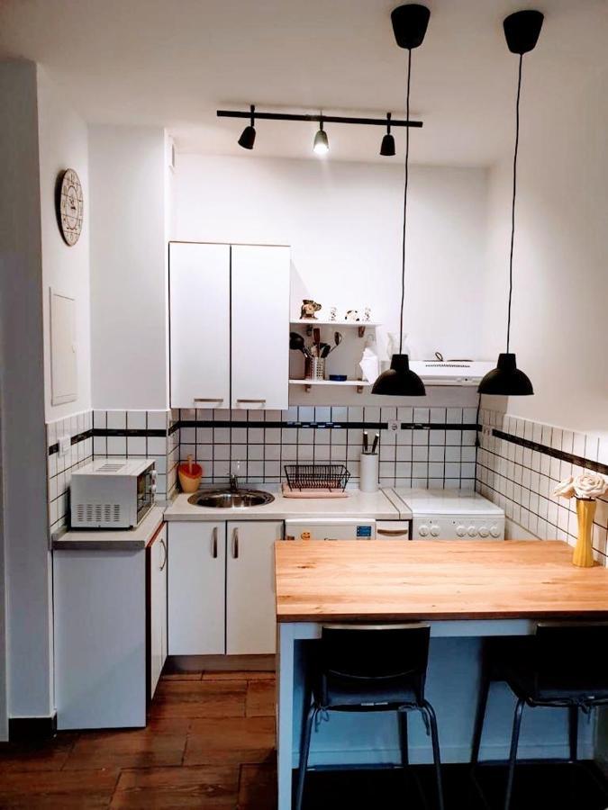Studio Apartmant Leona With Parking Place Split Bagian luar foto