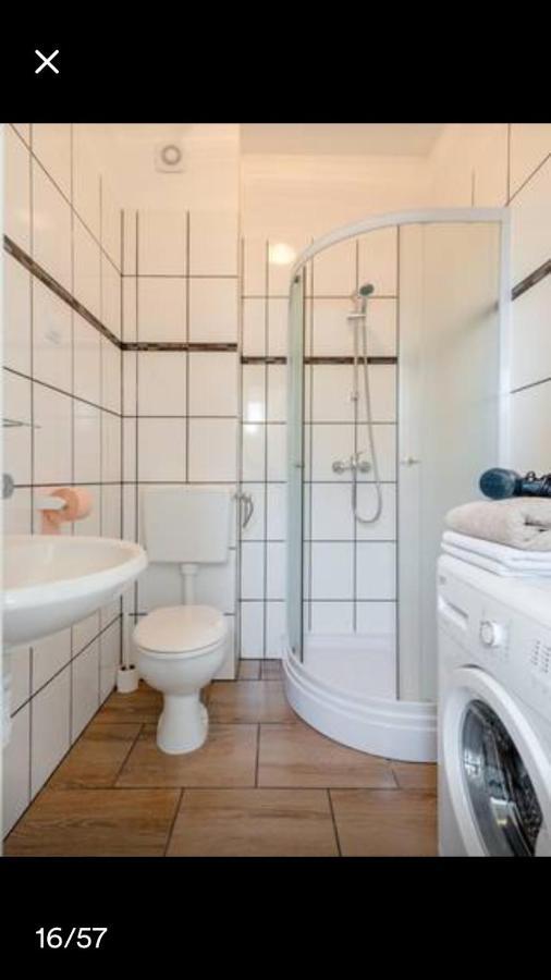 Studio Apartmant Leona With Parking Place Split Bagian luar foto