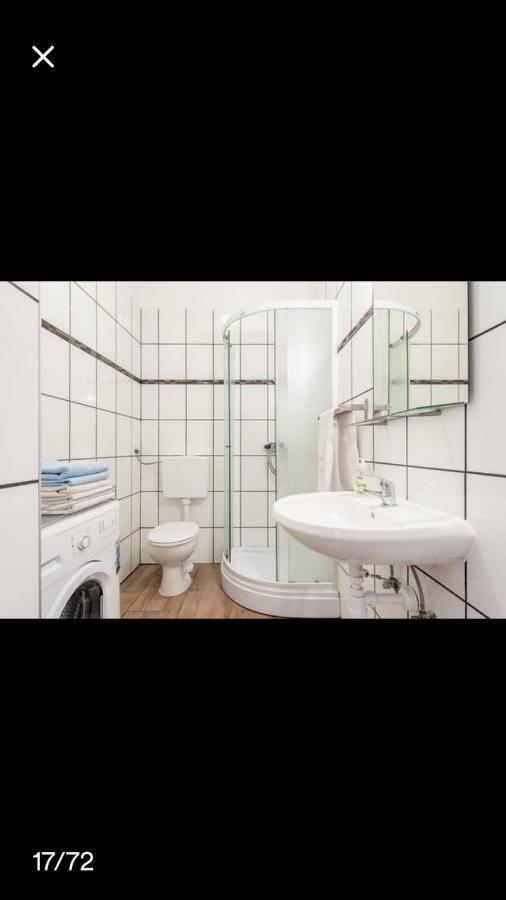 Studio Apartmant Leona With Parking Place Split Bagian luar foto