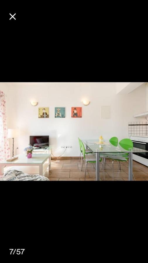 Studio Apartmant Leona With Parking Place Split Bagian luar foto